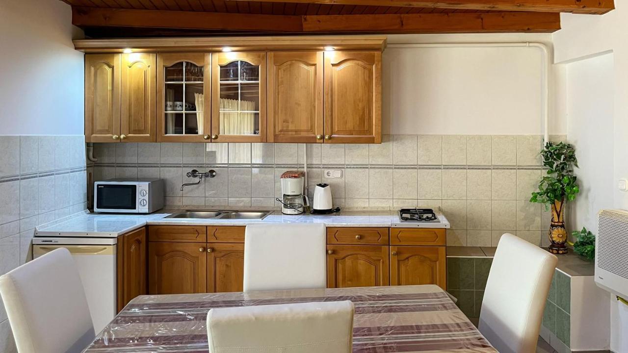Magyar Apartmanhazak I-Iii. Zalakaros Eksteriør billede