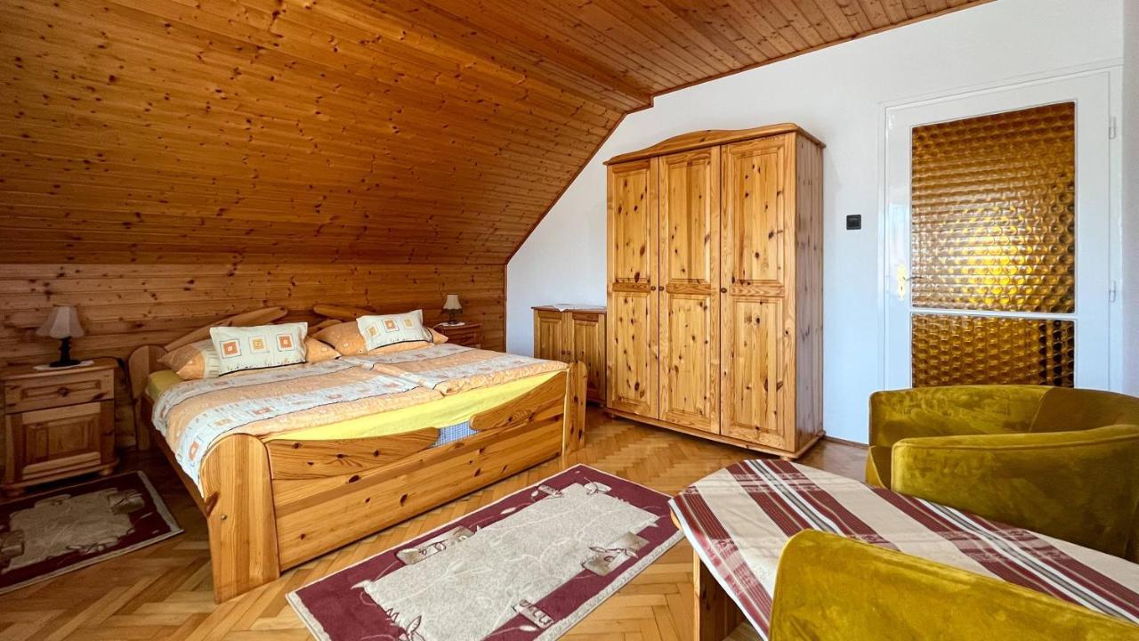 Magyar Apartmanhazak I-Iii. Zalakaros Eksteriør billede