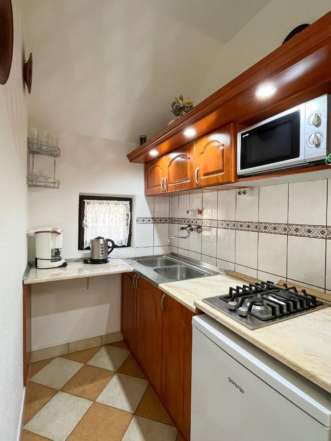 Magyar Apartmanhazak I-Iii. Zalakaros Eksteriør billede