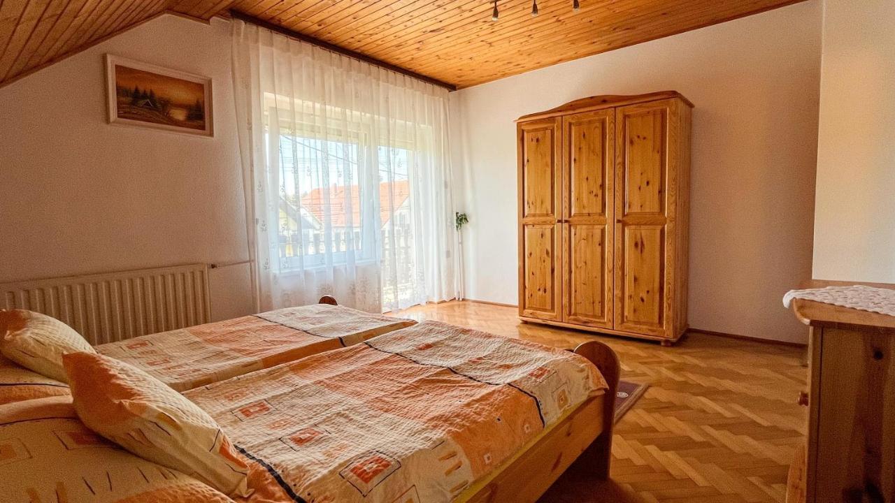 Magyar Apartmanhazak I-Iii. Zalakaros Eksteriør billede
