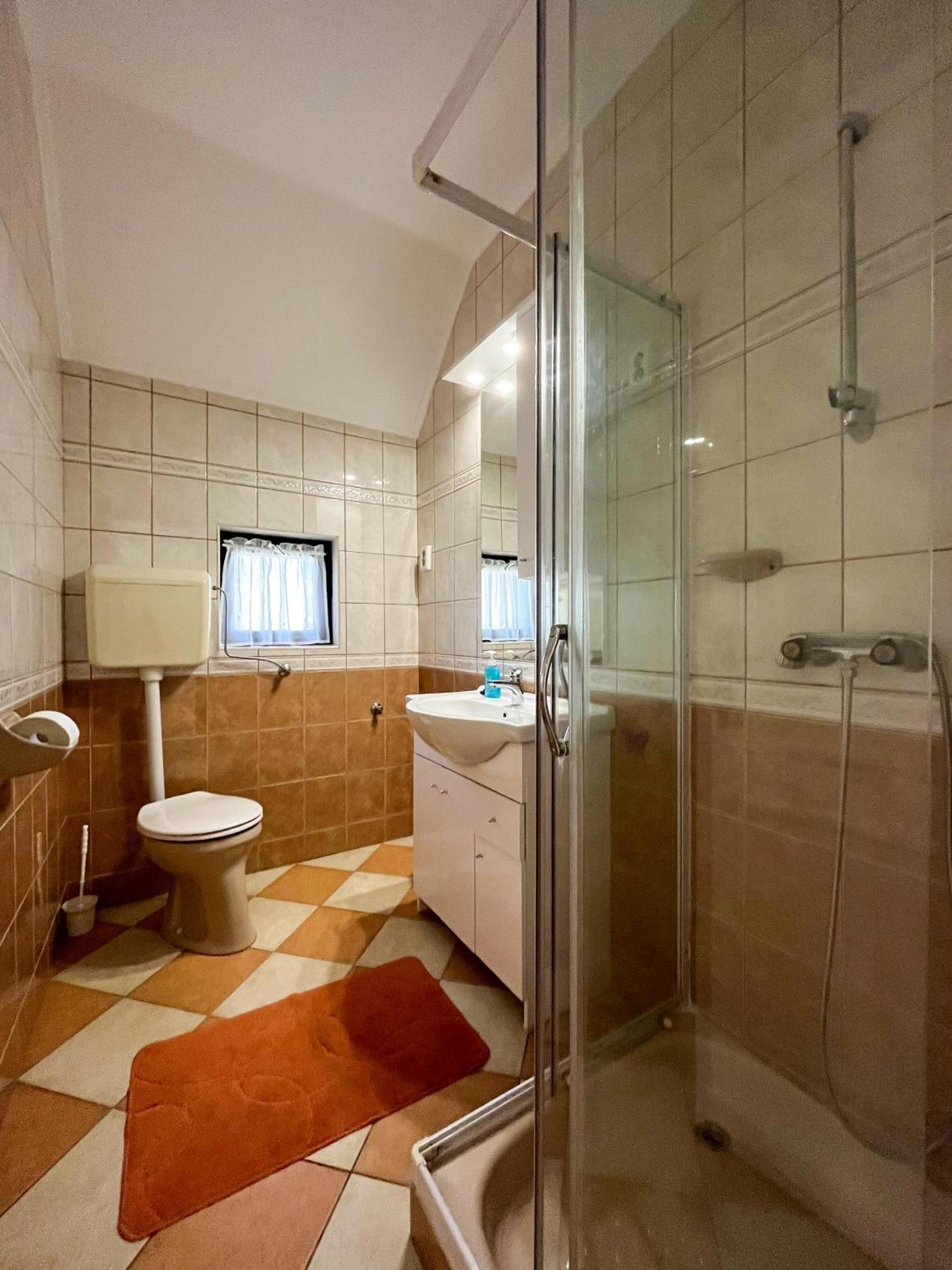 Magyar Apartmanhazak I-Iii. Zalakaros Værelse billede